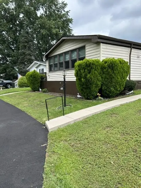 526 Ramblewood Ln, North Wales, PA 19454 - #1
