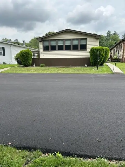 526 Ramblewood Ln, North Wales, PA 19454 - #2