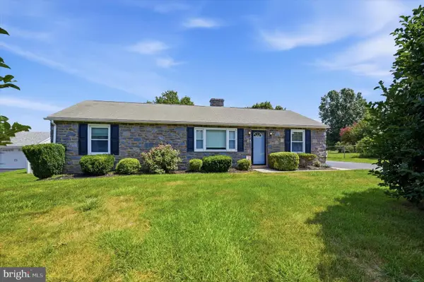 1813 Clinton Rd, WEST NORRITON, PA 19403