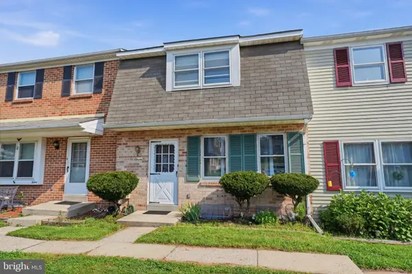 11 Valley Dr #, TELFORD, PA 18969