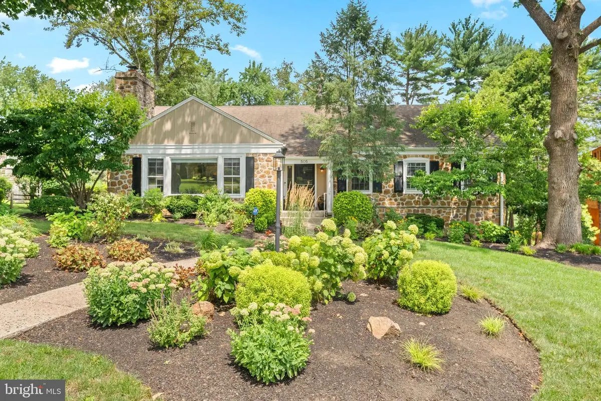 505 Parkview Dr, Wynnewood, PA 19096 - #1