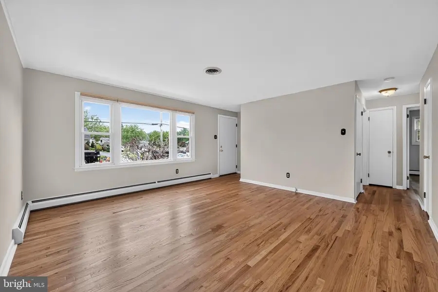 434 School Ln, Plymouth Meeting, PA 19462 - #3