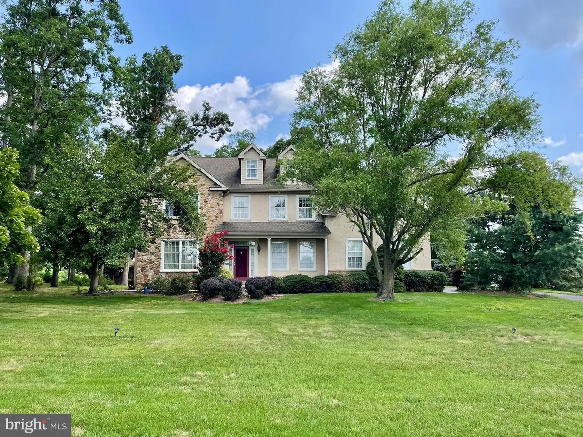 1 Eagleview Ln, Schwenksville, PA 19473 - #1