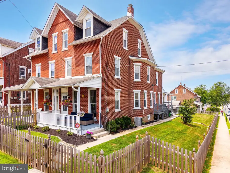 467 Church St, Royersford, PA 19468 - #3