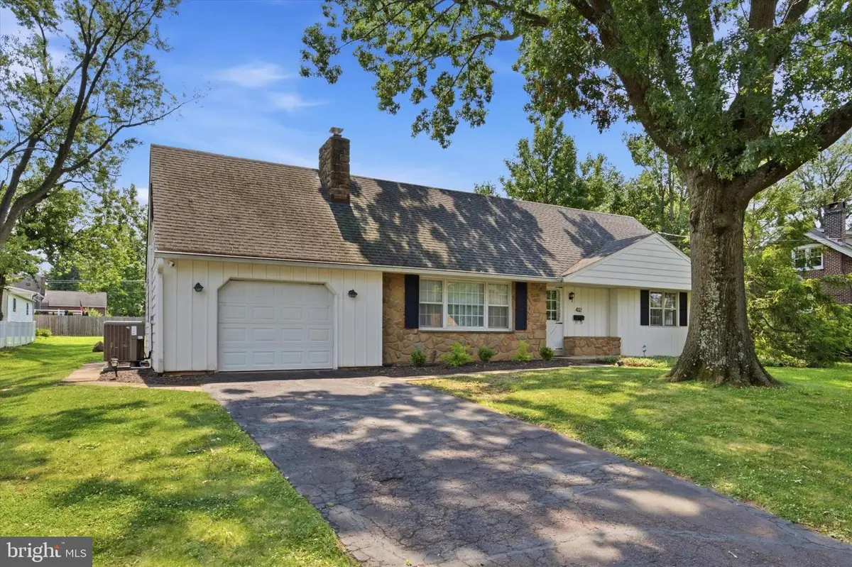 432 E Summit St, Souderton, PA 18964 - #1