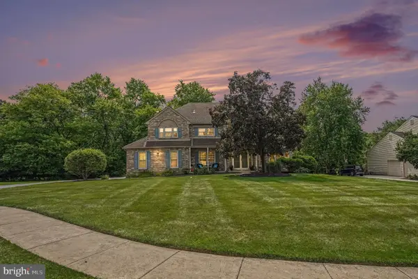 970 Clover Ct, BLUE BELL, PA 19422