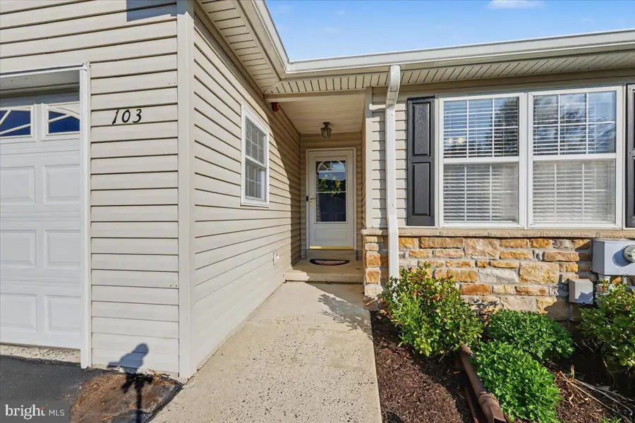 103 Madison Ct, Royersford, PA 19468 - #3