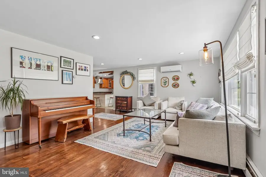 417 Suffolk Rd, Flourtown, PA 19031 - #3