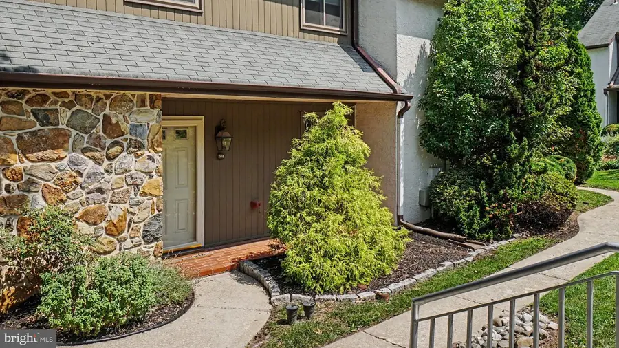 148 Pinecrest Ln, King Of Prussia, PA 19406 - #3