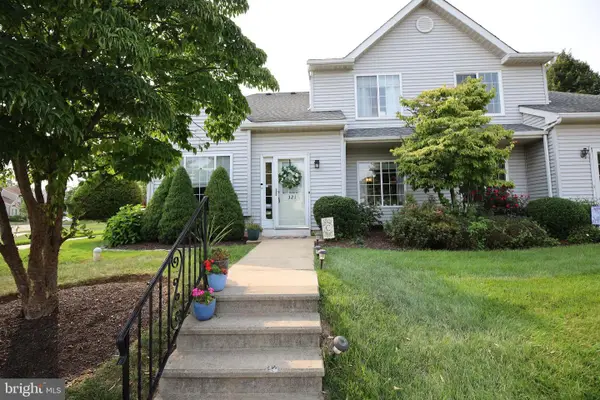 321 Wind Ripple Ct, HARLEYSVILLE, PA 19438