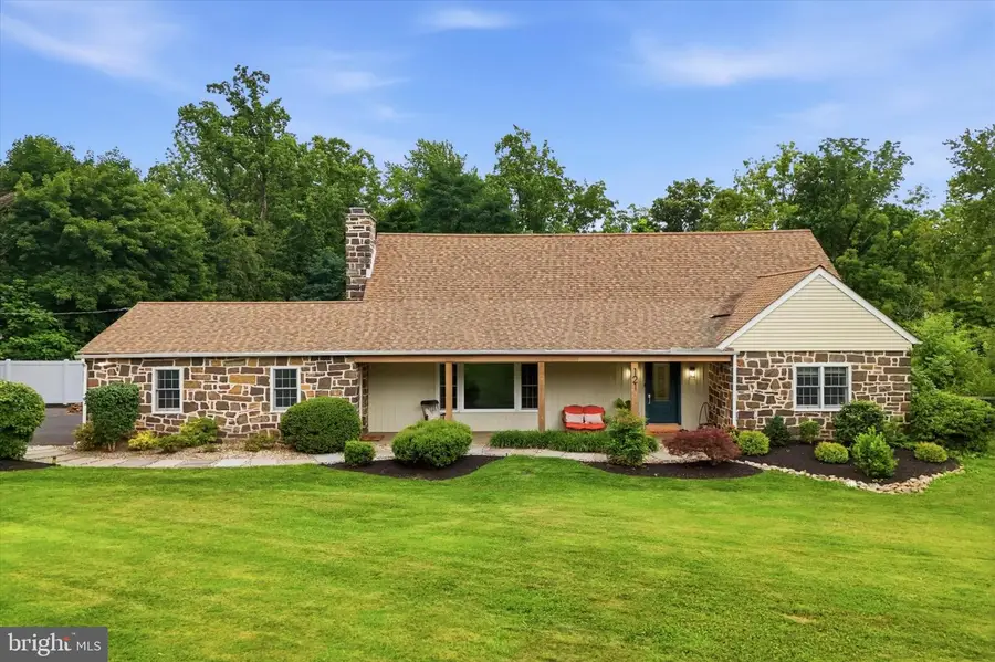 121 Gwynedd Manor Rd, North Wales, PA 19454 - #2
