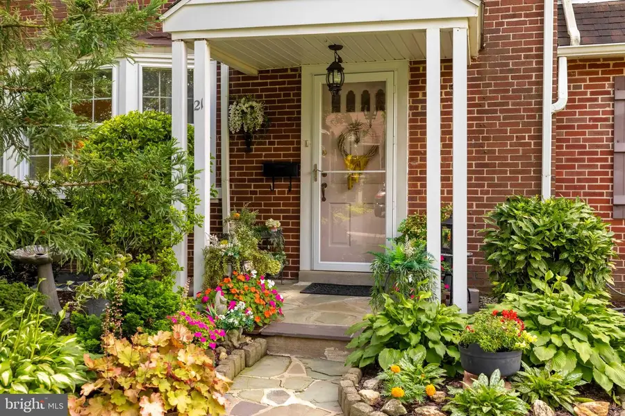 21 Chelfield Rd, Glenside, PA 19038 - #3