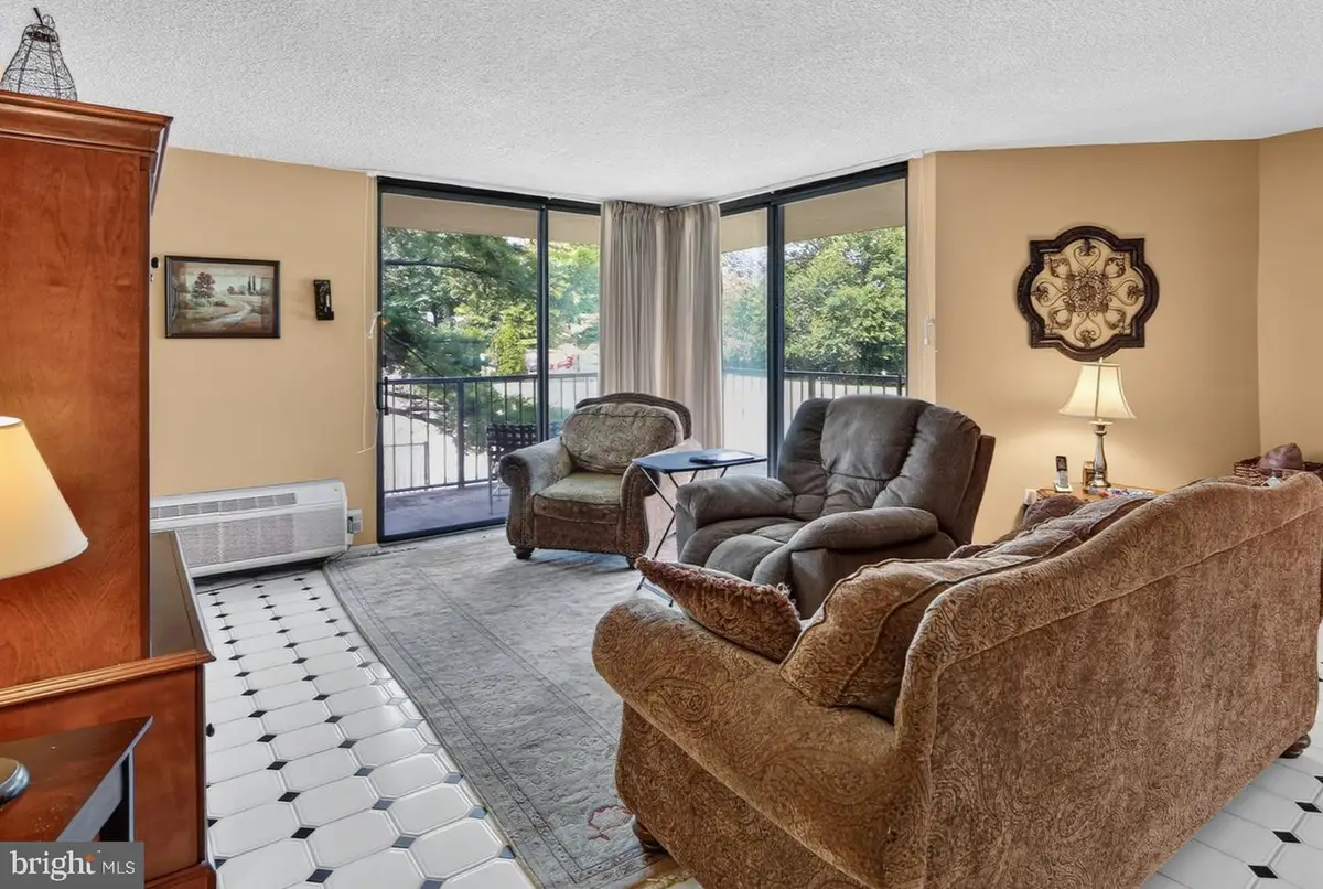 666 W Germantown Pike #1212, Plymouth Meeting, PA 19462 - #1