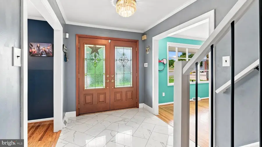 244 Kirk Dr, Huntingdon Valley, PA 19006 - #3