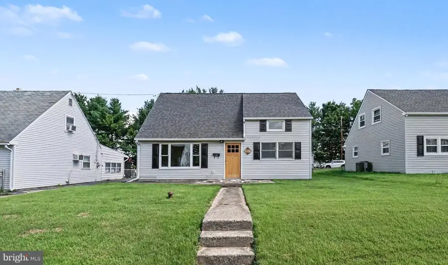 351 W Beech St, Pottstown, PA 19464 - #2