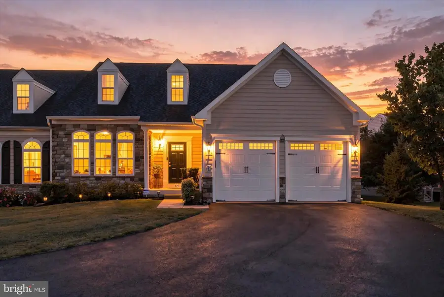 135 Brindle Ct, Eagleville, PA 19403 - #2