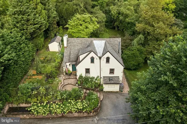 1016 Trinity Ln, CONSHOHOCKEN, PA 19428