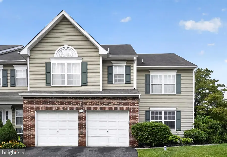227 Stewart Ct #27, Plymouth Meeting, PA 19462 - #2