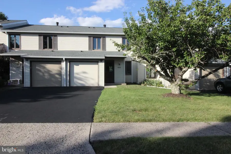1012 Winfield Ct, Lansdale, PA 19446 - #2