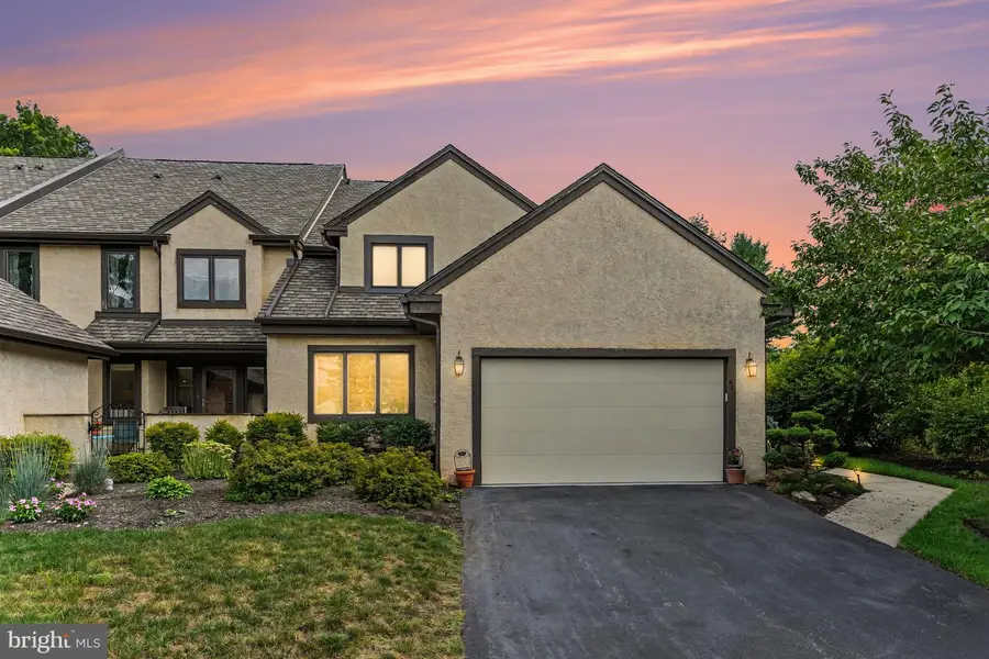 944 Hedgerow Ct, Blue Bell, PA 19422 - #3