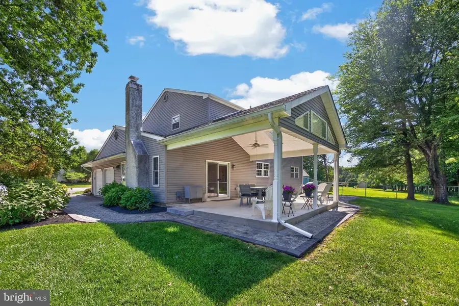 409 Laurel Ln, West Norriton, PA 19403 - #3