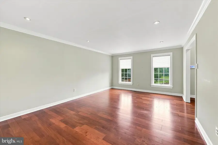 940 Rosewood Dr, Blue Bell, PA 19422 - #3