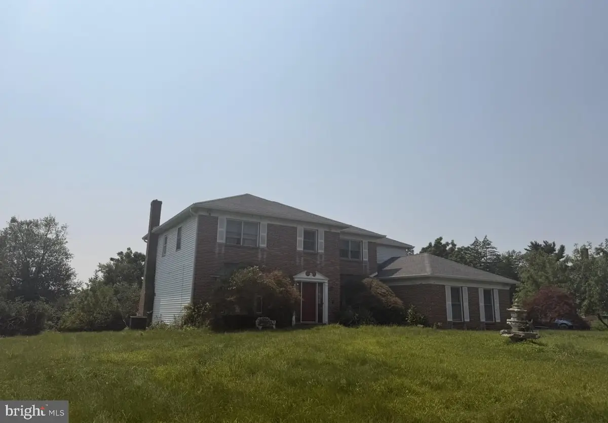 620 Wyndrise Dr, Blue Bell, PA 19422 - #1