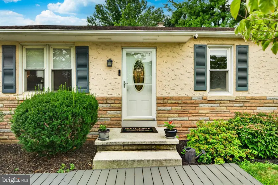 668 King Rd, Royersford, PA 19468 - #2