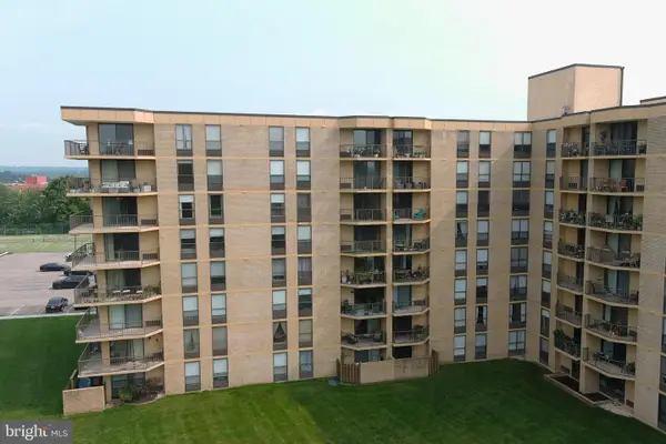 666 W Germantown Pike #1601, PLYMOUTH MEETING, PA 19462