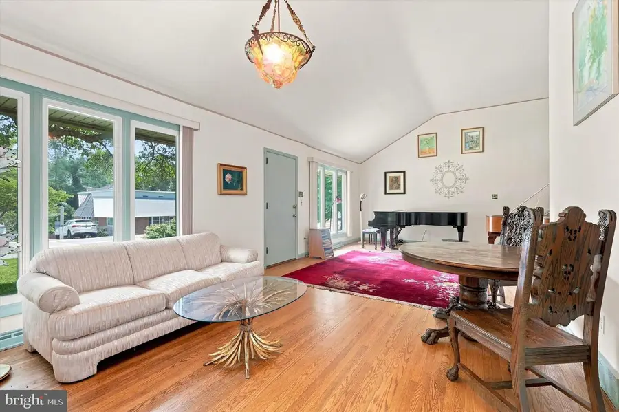 124 Cornell Rd, Bala Cynwyd, PA 19004 - #2