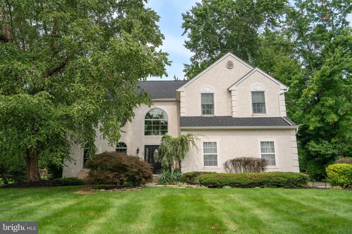 125 Stevers Mill Rd, North Wales, PA 19454 - #1