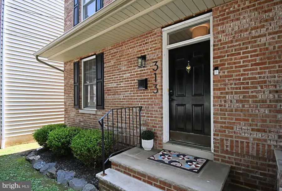 313 W 3rd Ave #, Conshohocken, PA 19428 - #2