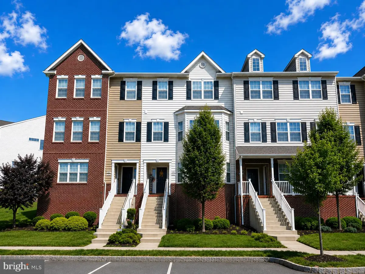 3060 Goshen Dr #m71 L, Pennsburg, PA 18073 - #1
