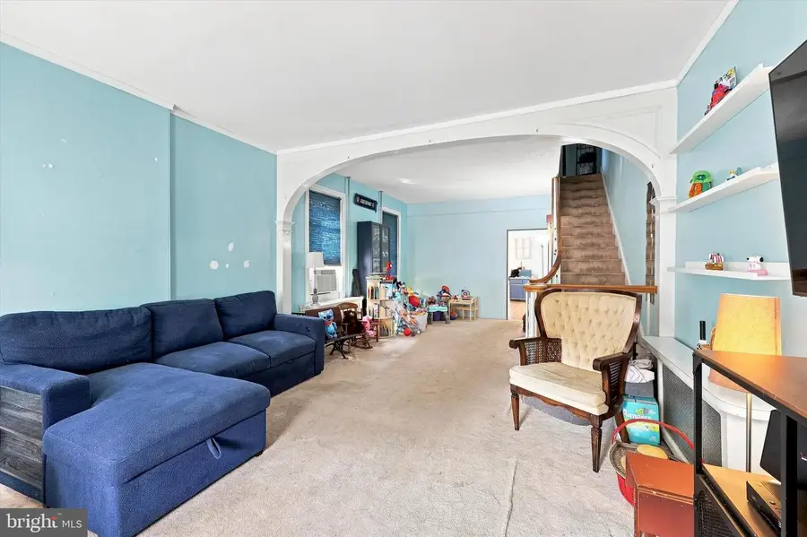 111 W 5th St, Bridgeport, PA 19405 - #2