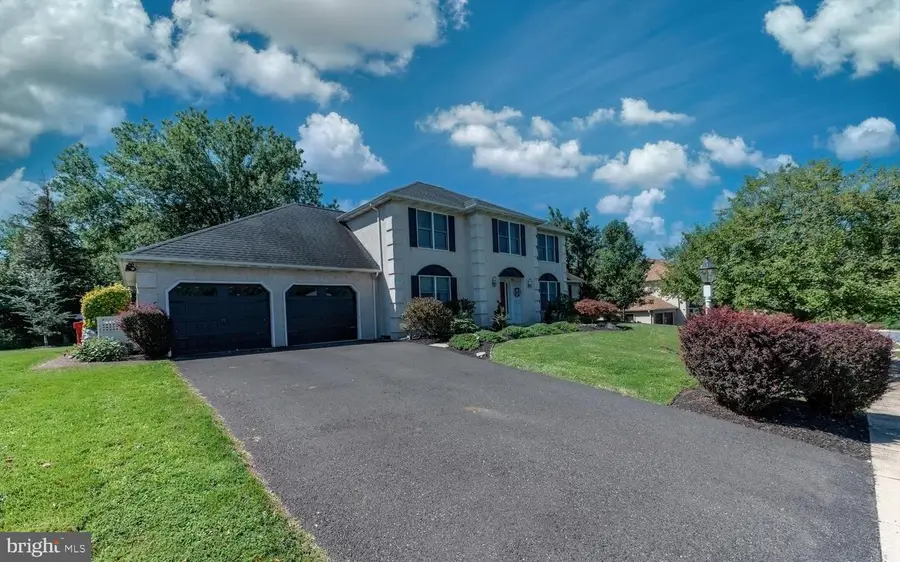 1645 Potter Dr, Pottstown, PA 19464 - #3