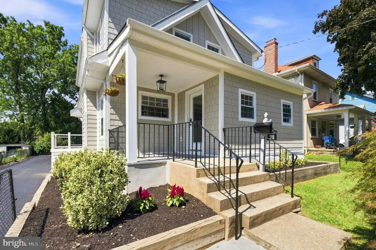 218 Linwood Ave, Ardmore, PA 19003 - #1