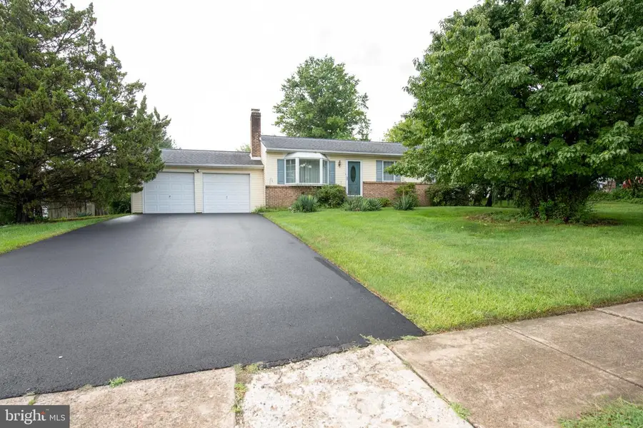2735 Centennial Rd, Hatboro, PA 19040 - #3