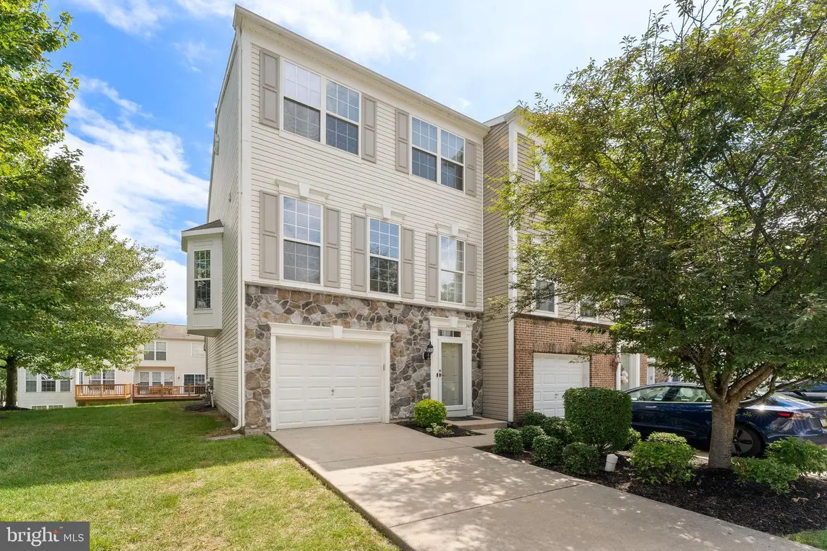 203 Hudson Dr, Phoenixville, PA 19460 - #1