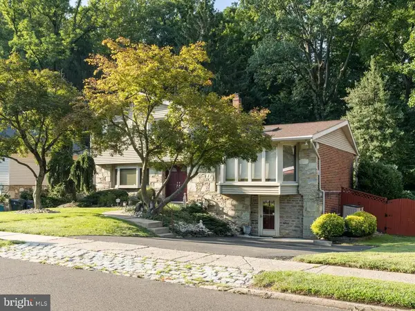 1062 Old Ford Rd, HUNTINGDON VALLEY, PA 19006