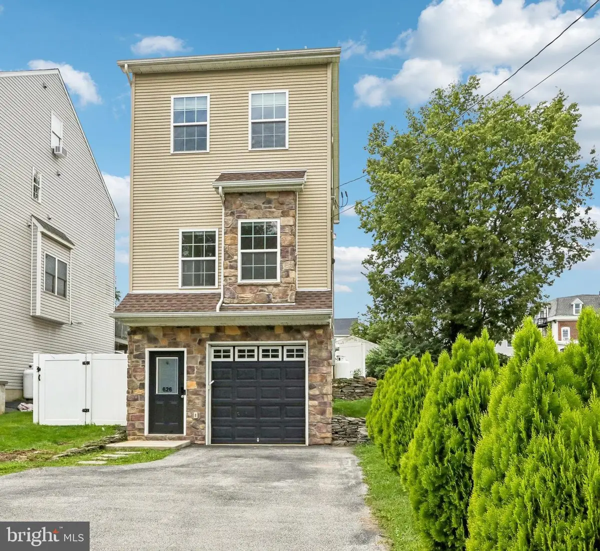 626 Fulton St, Conshohocken, PA 19428 - #1