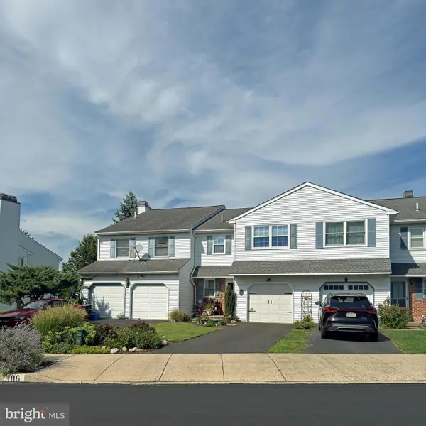 106 Henning Dr, NORTH WALES, PA 19454
