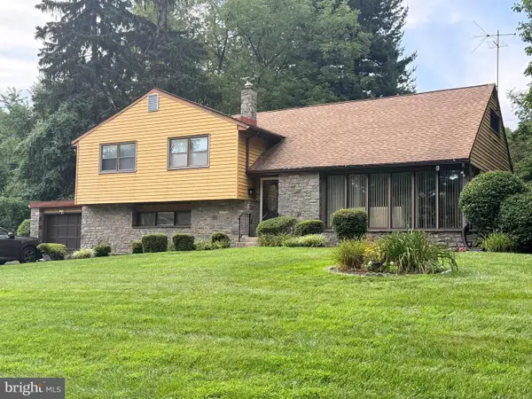 1028 Arboretum Rd, WYNCOTE, PA 19095