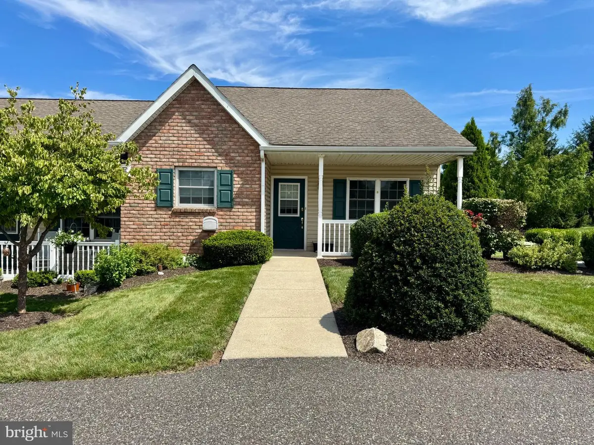 17 Ludwig Ln, Pottstown, PA 19464 - #1