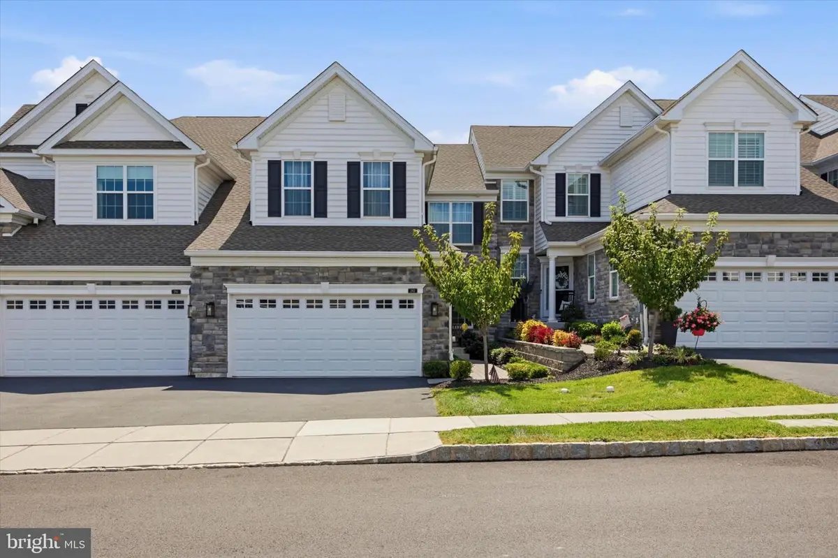 283 Hopewell Dr, Collegeville, PA 19426 - #1