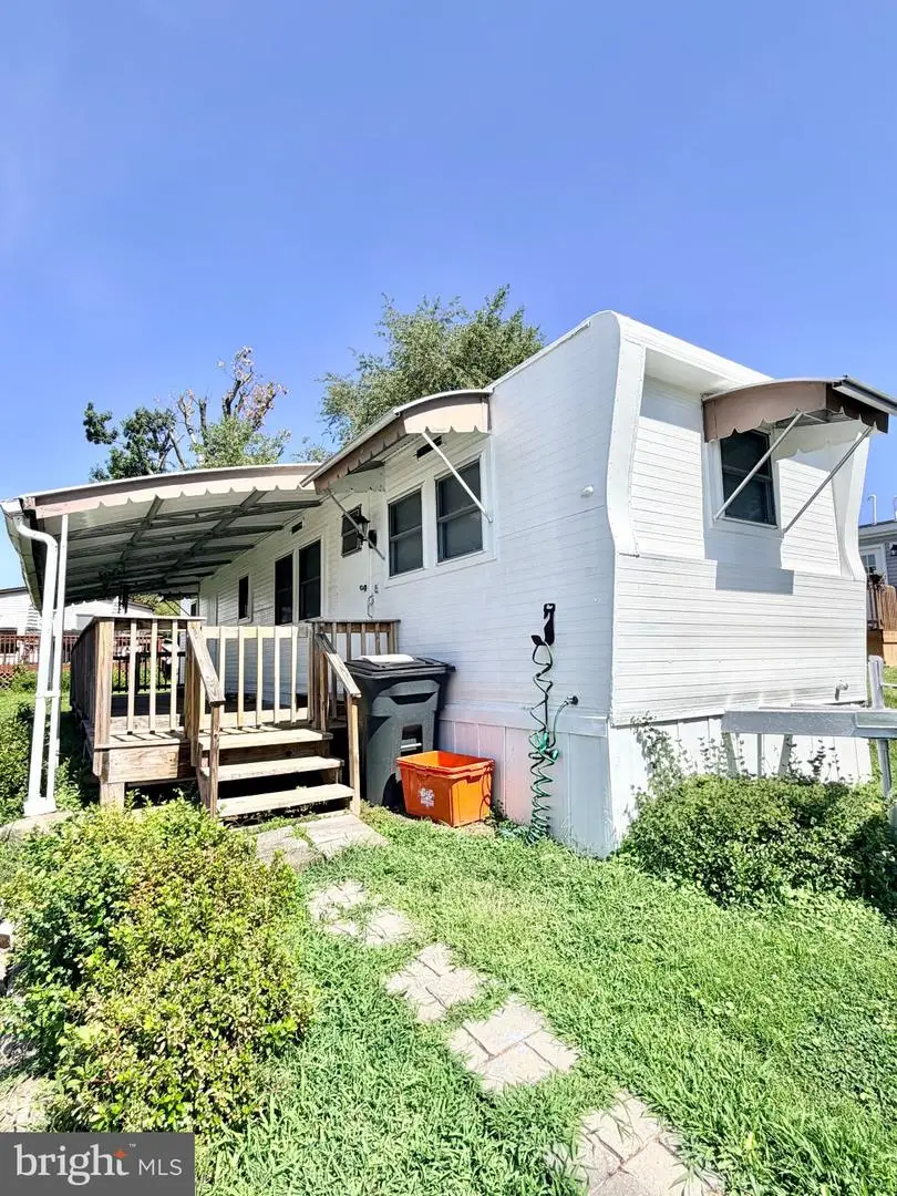 103 Bratton Dr, Norristown, PA 19403 - #1