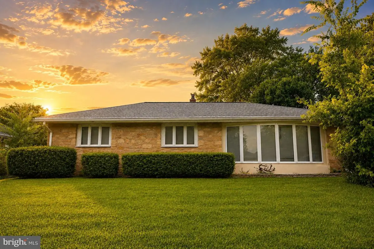 189 Hoover, Norristown, PA 19403 - #1