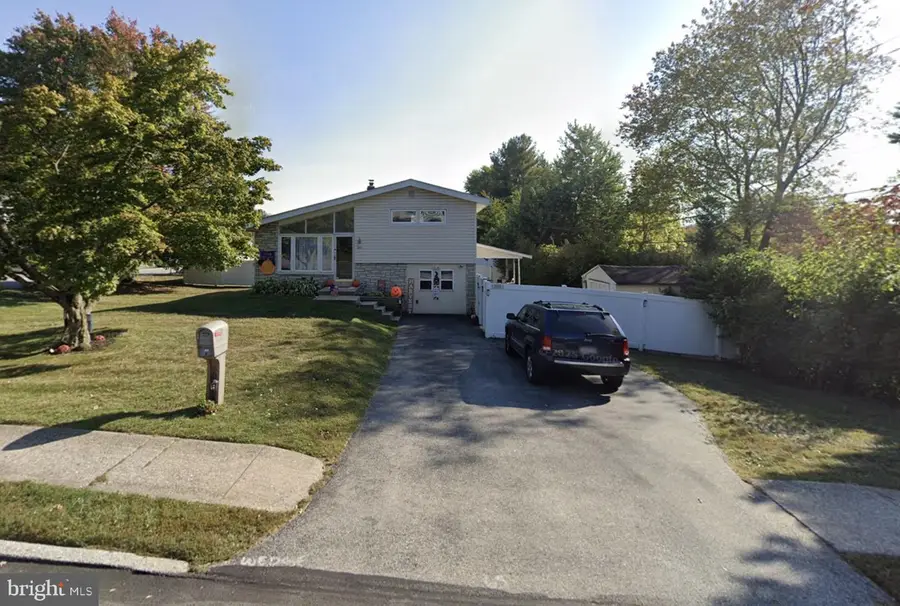 305 W Valley Forge Rd, King Of Prussia, PA 19406 - #2