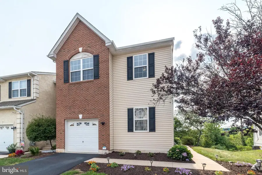 85 Green View Dr, Pottstown, PA 19464 - #2