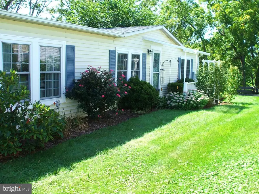 24 Goldenrod Ct E, Harleysville, PA 19438 - #2