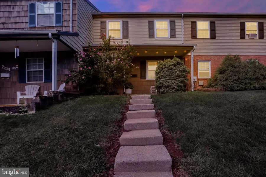 206 Lexington Rd, Schwenksville, PA 19473 - #2